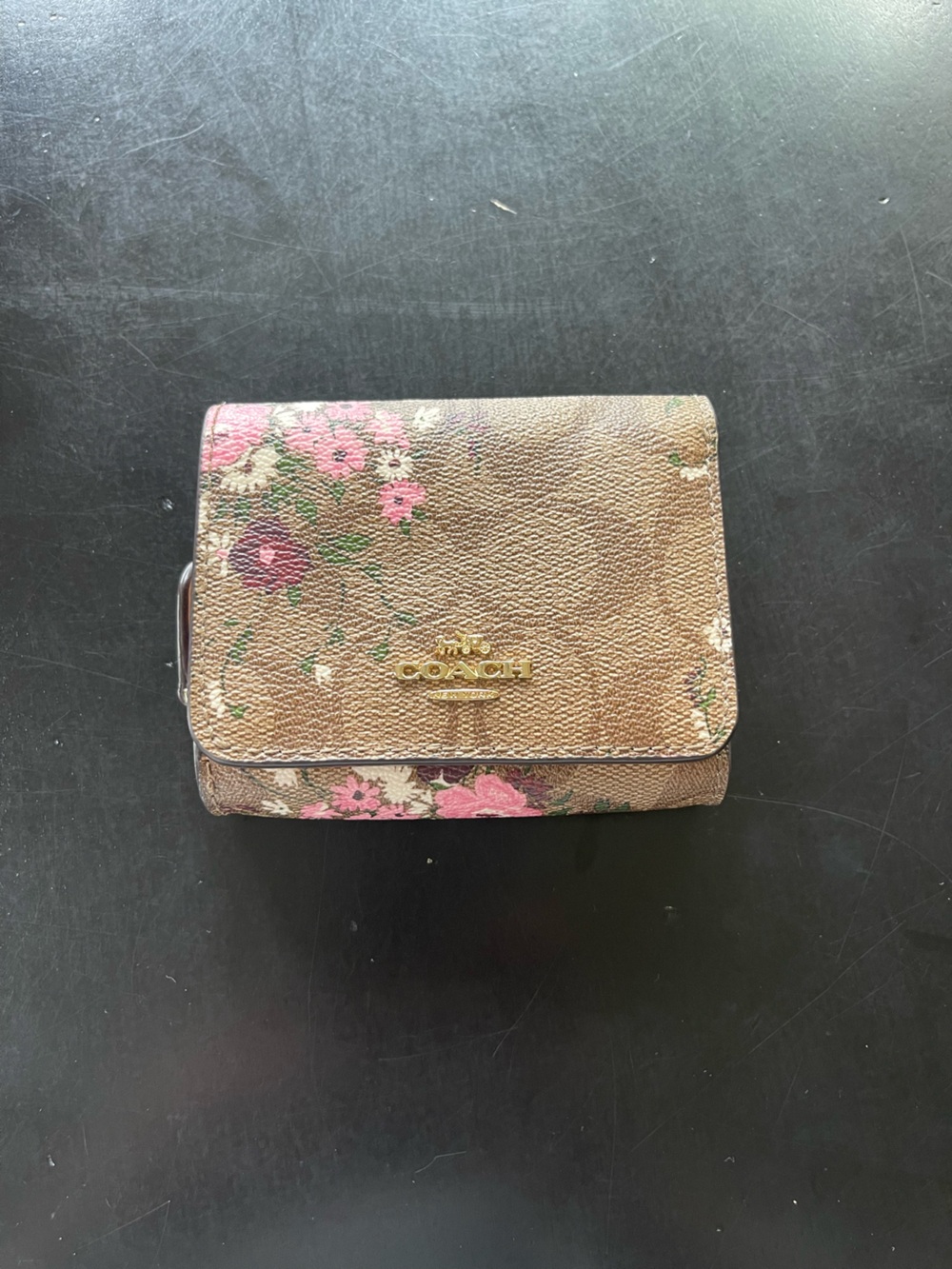 Coach Signature Floral Wallet